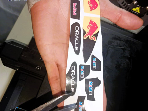 Formula One to print on site - Includes Wall Mount Modelo de impresión 3D