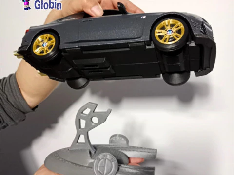 M 240i 1-10 Scale - Includes Pedestal Support 3D Print Model