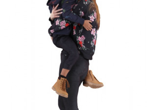 fabienne percy posed 001 - 3d mother and child standing 3D Модель