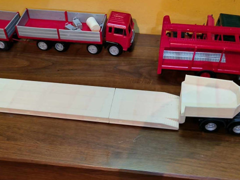 1-24 규모의 도로 운송 트레일러 3D 프린트 모델