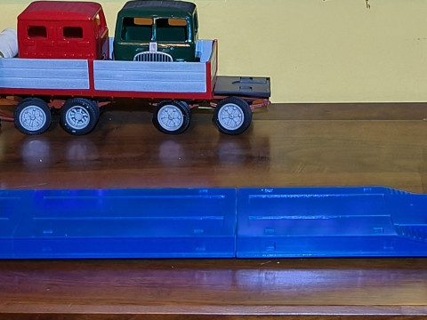 1-24 규모의 도로 운송 트레일러 3D 프린트 모델