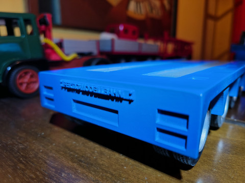 1-24 규모의 도로 운송 트레일러 3D 프린트 모델