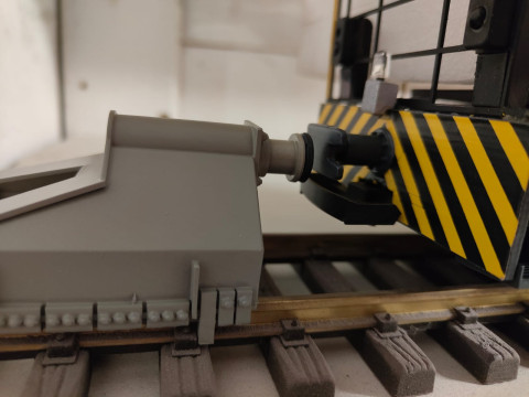 1-22 5 エンドトラック RhB バッファ 3Dプリントモデル