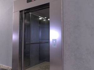 Elevator Casual 3D Model