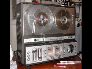 Astra mk 110 c1 soviet recorder magnitofon 3D 모델