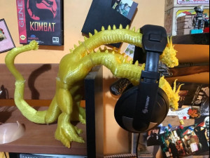 king ghidorah headphones holder 3D 프린트 모델