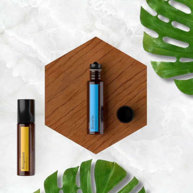 Essential Oil Roller Bottle 10mL Modello 3D .c4d .max .obj .3ds .fbx .stl .blend 