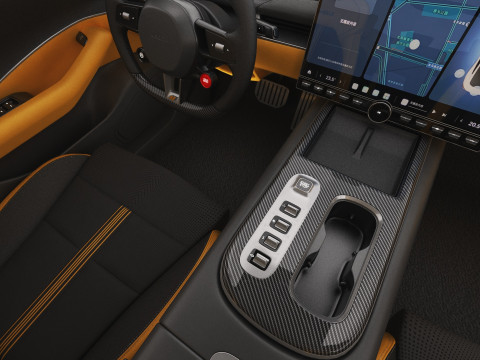 Xiaomi SU7 Ultra 2025 with interior 3D Model