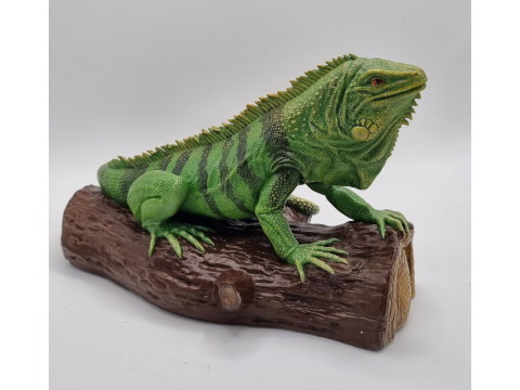 Iguana on log 3Dプリントモデル