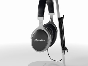 bluedio headphones on the stand satechi pbr version Model 3D