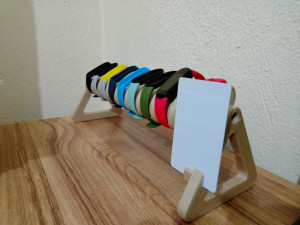 Smart Wristband Stand Model Cetak 3D