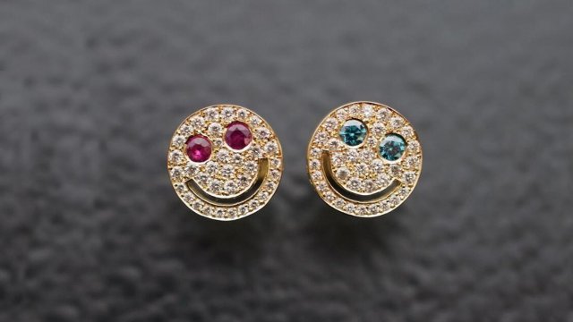 smiley emoji diamond earring Modello di stampa 3D .c4d .max .obj .3ds .fbx .stl .blend 