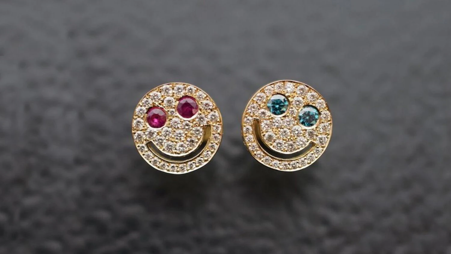 smiley emoji diamond earring 3D Print Model .c4d .max .obj .3ds .fbx .stl .blend