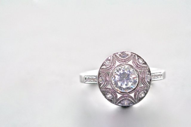 new vintage diamond engagement ring Model Cetak 3D .c4d .max .obj .3ds .fbx .stl .blend