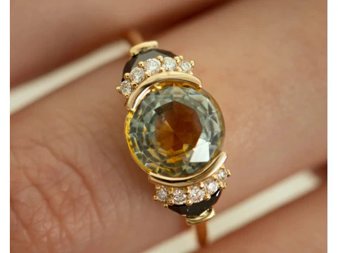 Anel de noivado redondo de safira com diamante meia lua Modelo de Impressão 3D