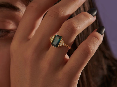 Octagon with Emerald Engagement Ring 3D 打印模型