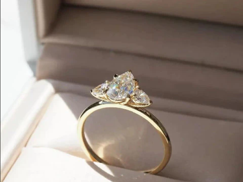 3 Pear Solitaire Diamond Engagement Ring 3D Print Model