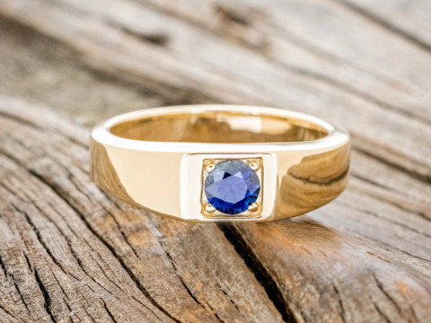 Gents Blue Sapphire Ring Model Cetak 3D