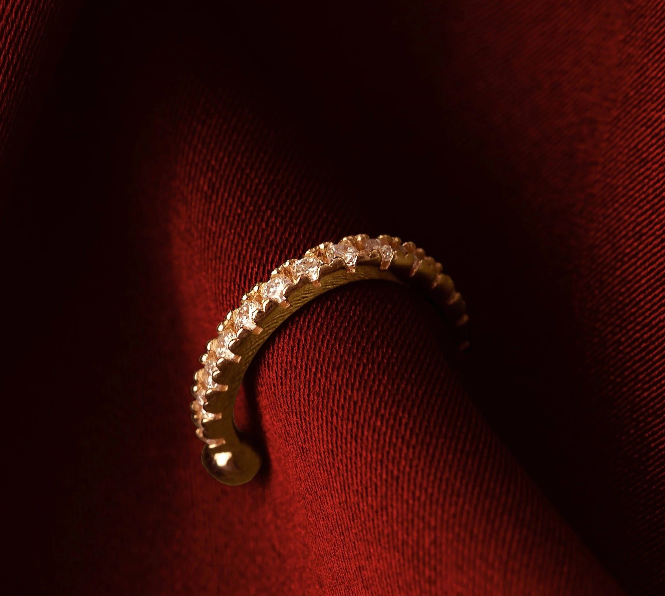 Mini Ear Cuff with Diamonds 3D Print Model .c4d .max .obj .3ds .fbx .stl .blend 