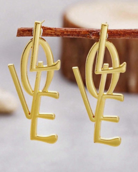 Plain Gold Love Earrings Danglers Modelo de Impressão 3D .c4d .max .obj .3ds .fbx .stl .blend