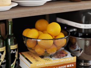 kitchen accessories on wood shelves 3Dモデル