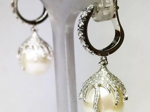 orecchini perle e diamanti Modello 3D