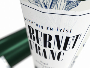 wine bottle - low poly - pbr - game ready 3Dモデル