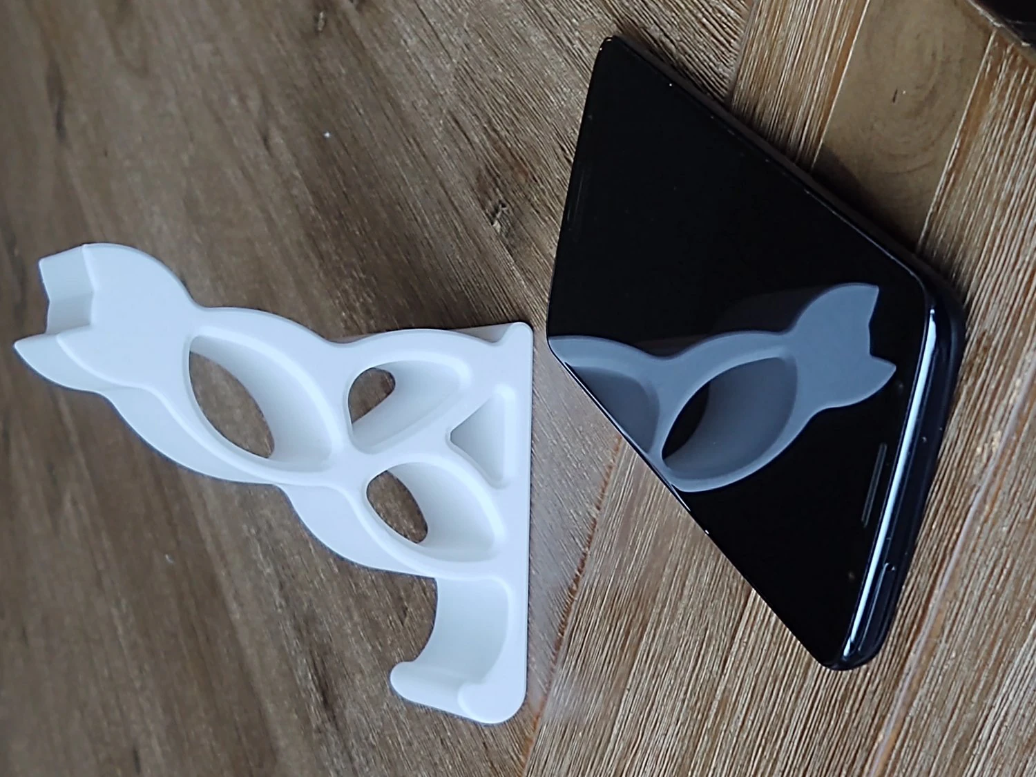 cat phone holder 3D Print Model .c4d .max .obj .3ds .fbx .stl .blend 