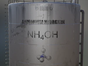 industrial large ammonium hydroxide storage tank 3D Model