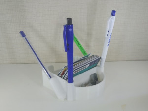 tarjetero y porta lapiceros Model Cetak 3D