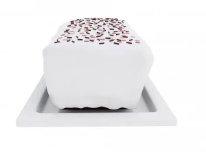 Chocolate Cake With Heart 3D Model