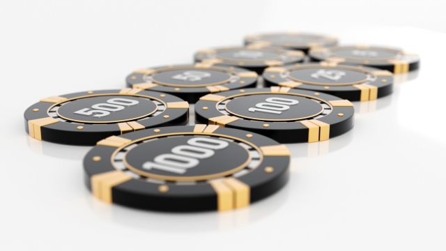 Casino Chips In Denominations Of 1000 500 100 50 25 10 5 1 Modelo 3D .c4d .max .obj .3ds .fbx .stl .blend 