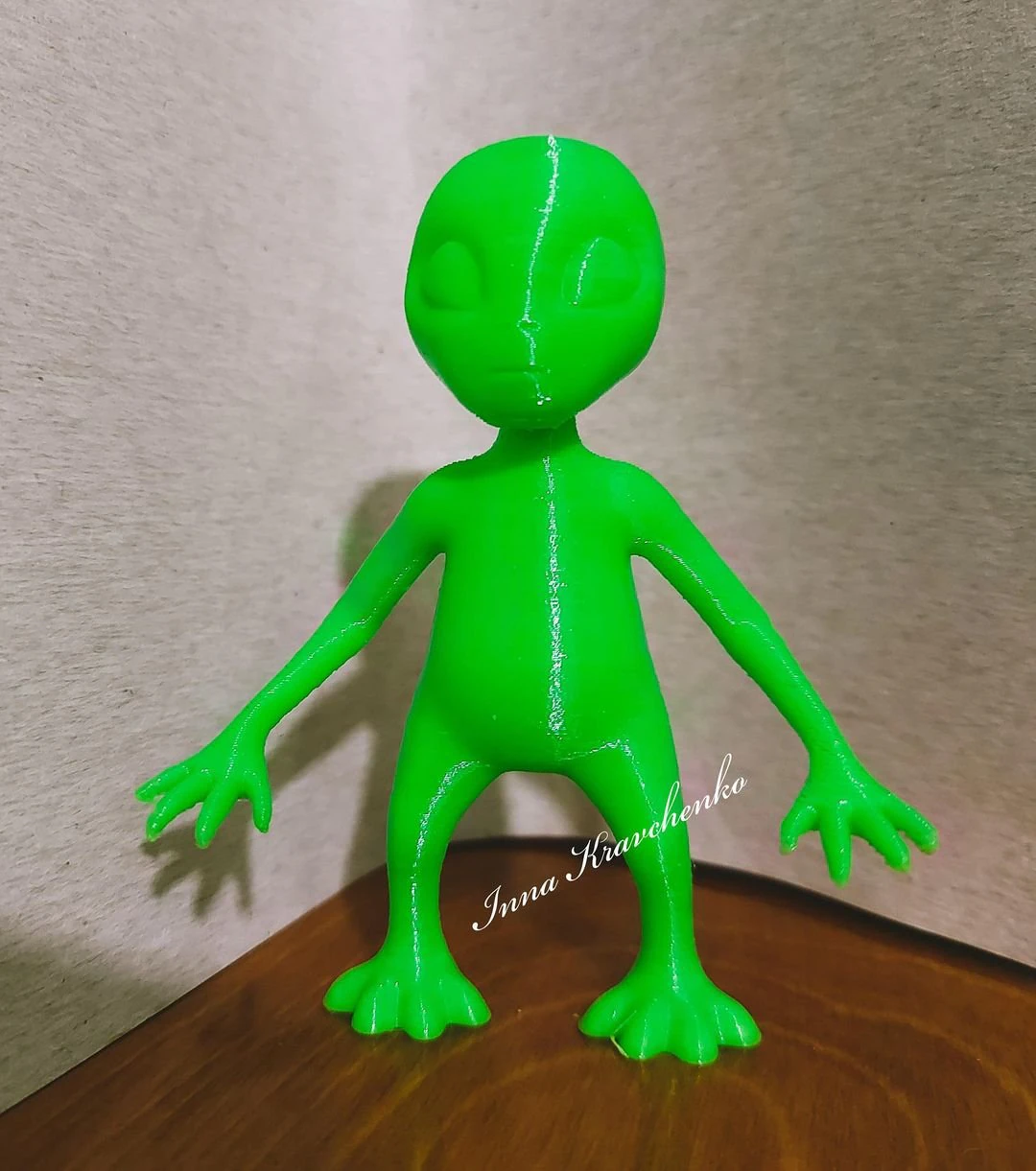 Alien Figurine v2 3D Print Model .c4d .max .obj .3ds .fbx .stl .blend 