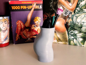 3d printable female hips holder pot presupported 3D Print Model