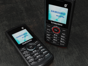samsung gt-e2121b 3D Model