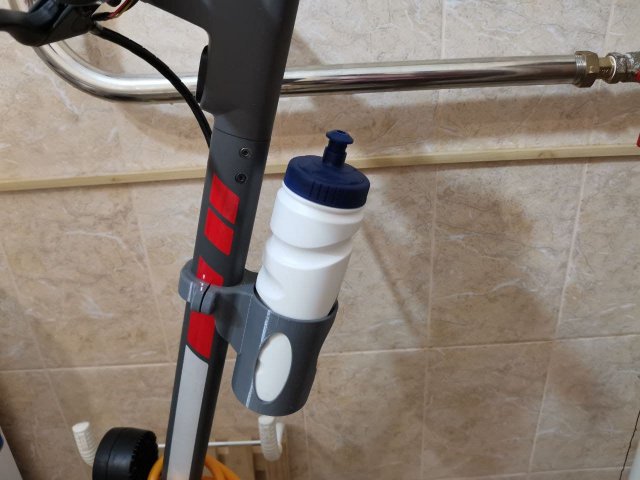cup holder for the ninebot max scooter Modelo 3D .c4d .max .obj .3ds .fbx .stl .blend 