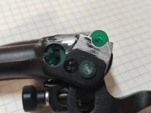 シマノ xt-slx bl ピストンガイドとフリーストローク調整右のセット 3Dモデル