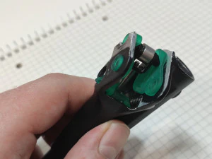 シマノ xt-slx bl ピストンガイドとフリーストローク調整右のセット 3Dモデル