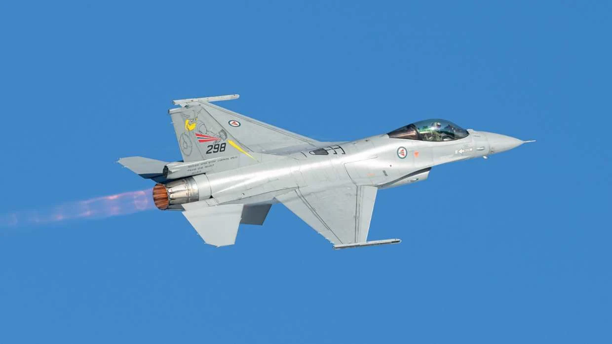 F-16 Fighting Falcon 3D Model .c4d .max .obj .3ds .fbx .stl .blend 