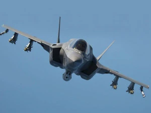 Bombowiec myśliwsko-odrzutowy F-35 Model 3D