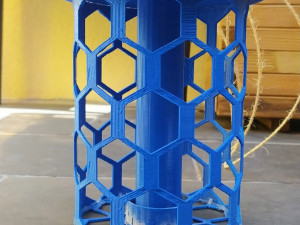 small bird feeder - mangeoire pour petit oiseaux 3D-Druckmodell