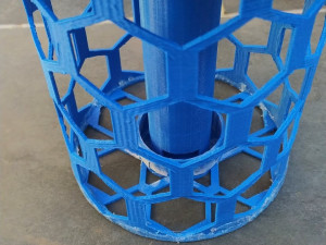 small bird feeder - mangeoire pour petit oiseaux 3D-Druckmodell