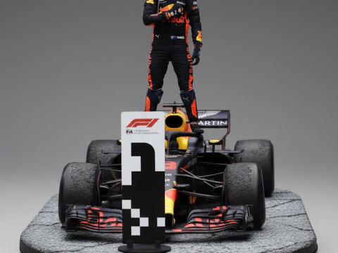 Bonecos 3D-stijl manga anime autorace f1 driver stijl caricato 3D printmodel