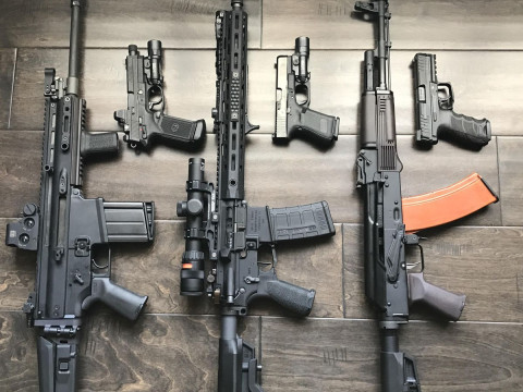 Bonecos 3d style manga anime weapons rack gta cod style caricato 3D Print Model