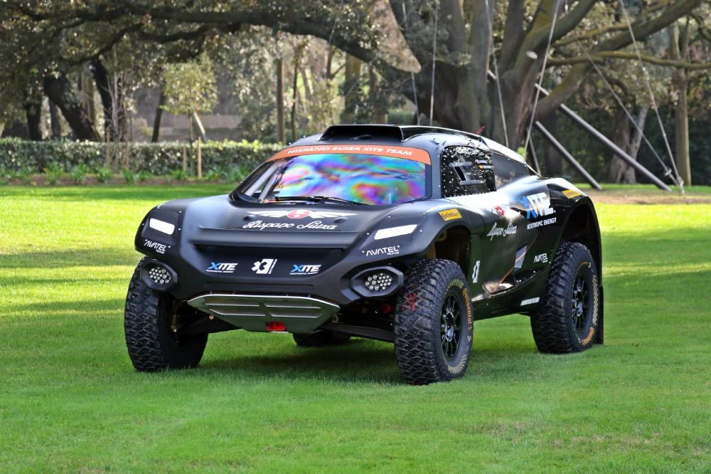 Bonecos 3d style manga anime car race dakar rally extreme E style caricato 3D Print Model .c4d .max .obj .3ds .fbx .stl .blend 