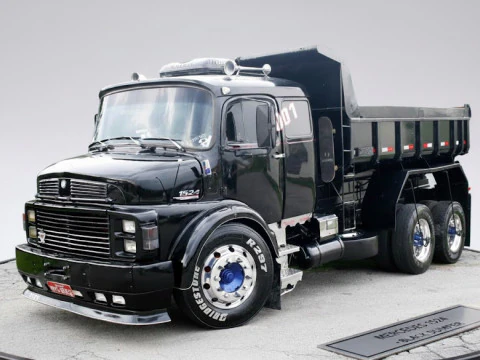 Bonecos 3D manga anime samoch&oacute;d wyścigowy ciężar&oacute;wka mb1524 styl caricato Model do druku 3D