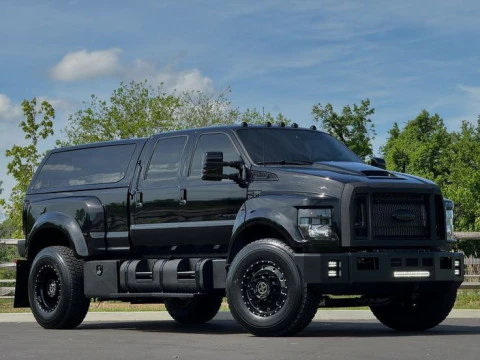 Bonecos 3d styl manga anime samoch&oacute;d wyścigowy ciężar&oacute;wka pickup brazylijski styl caricato Model do druku 3D