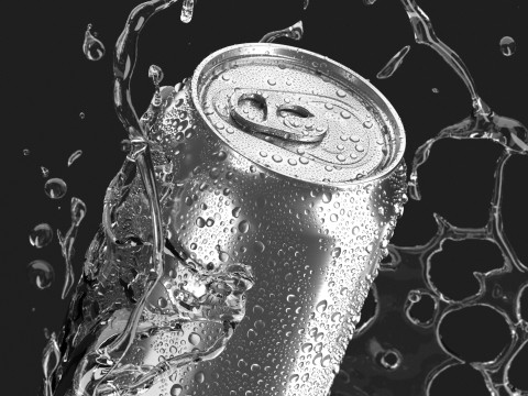 Silver 550ml Can With Droplets - soda falling in water drops Modelo 3D