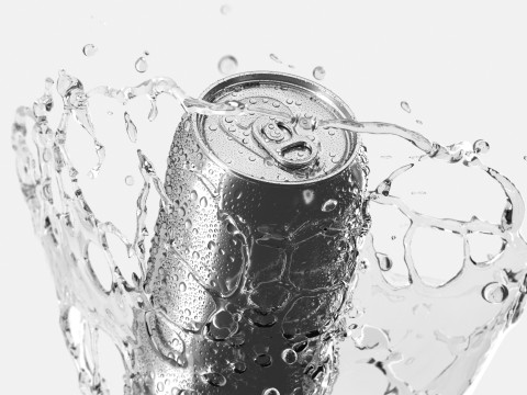 Silver Aluminum Can With Splash - 550ml soda drink with lemonade drops 3D Model