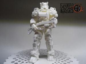 armor t-60 from the game fallout 4 laser rifle 3Dプリントモデル